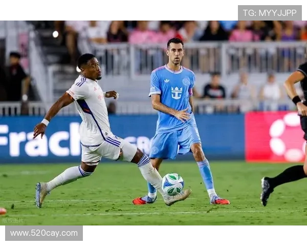 西班牙足球传奇退役明星回顾与未来发展展望