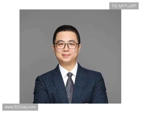 西安羽毛球队转型之路的挑战与机遇探索与成长的精彩旅程 西安羽毛球队转型之路的挑战与机遇探索与成长的精彩旅程